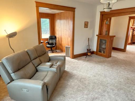 402 4th Street SE, Little Falls, MN 56345