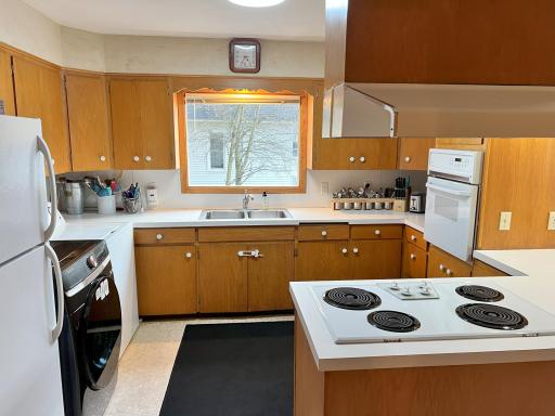 402 4th Street SE, Little Falls, MN 56345
