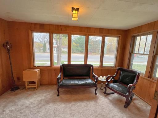 402 4th Street SE, Little Falls, MN 56345