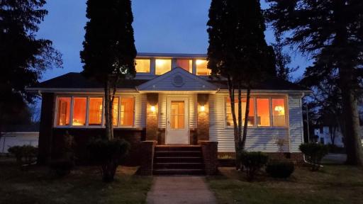 402 4th Street SE, Little Falls, MN 56345
