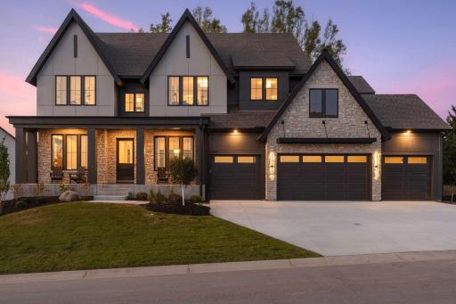 Picture of Model Home Not All Options Shown May Be The Same
