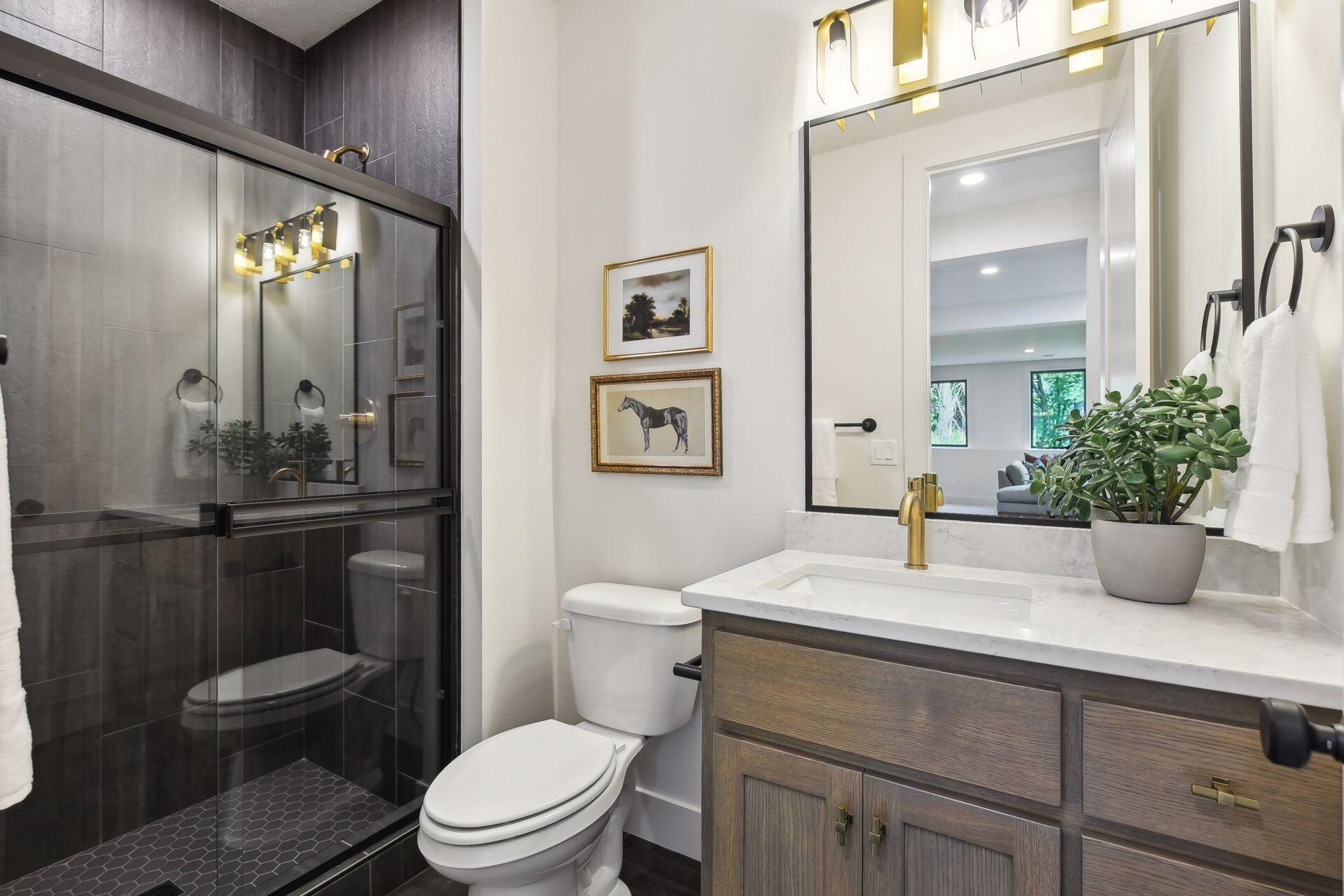 Picture of Model Home Not All Options Shown May Be The Same