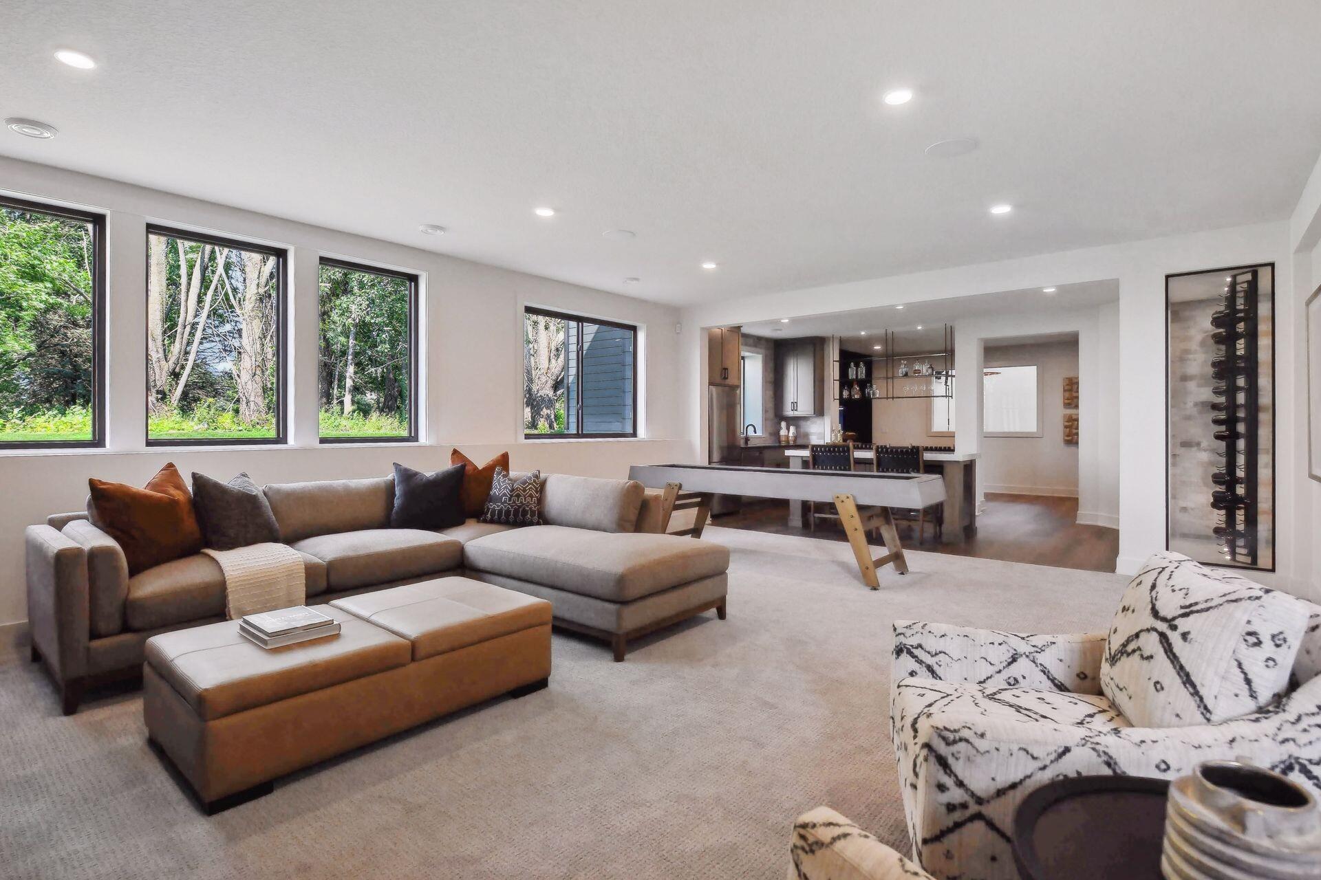 Picture of Model Home Not All Options Shown May Be The Same