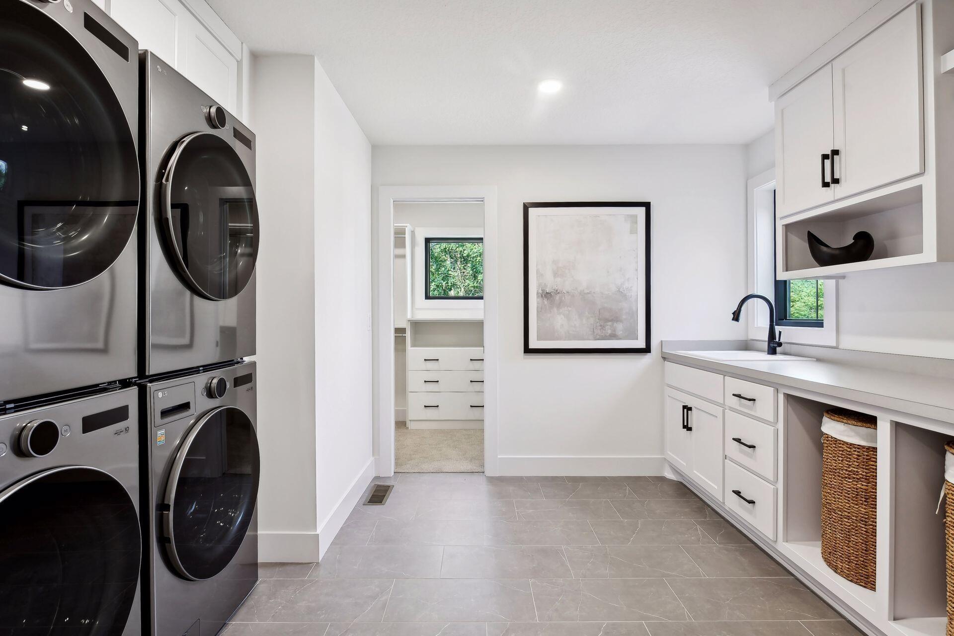 Picture of Model Home Not All Options Shown May Be The Same