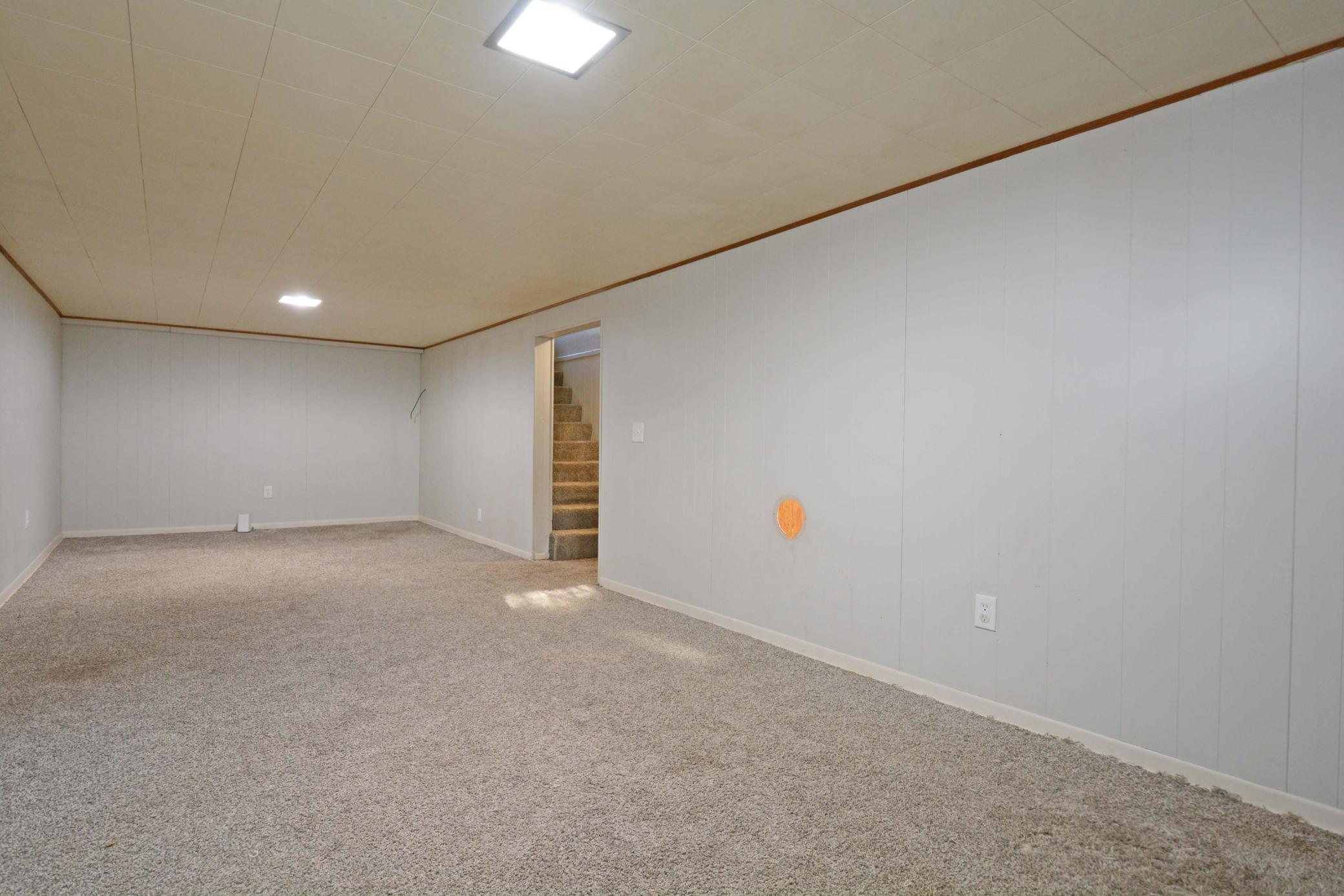 5036 Ewing Ave No 29.jpg