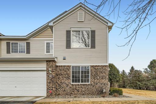30 River Woods Drive W, Saint Paul Park, MN 55071