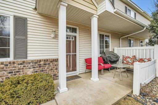 Enjoy Entertaining Or Some Peace And Quiet On The Patio