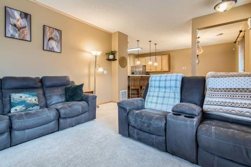 30 River Woods Drive W, Saint Paul Park, MN 55071