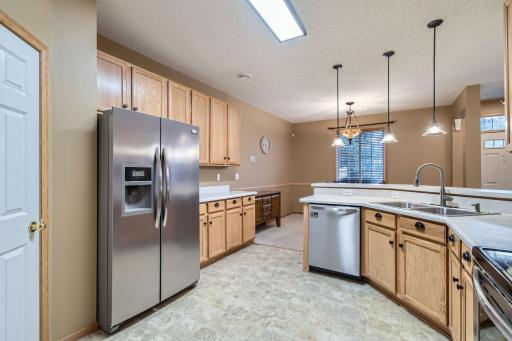 30 River Woods Drive W, Saint Paul Park, MN 55071