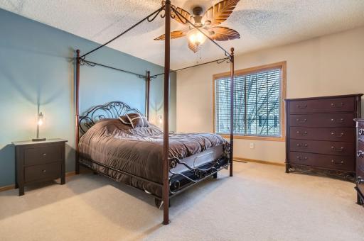 30 River Woods Drive W, Saint Paul Park, MN 55071