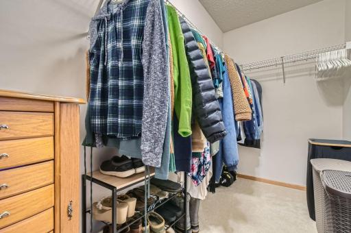 30 River Woods Drive W, Saint Paul Park, MN 55071