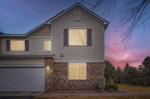 30 River Woods Drive W, Saint Paul Park, MN 55071