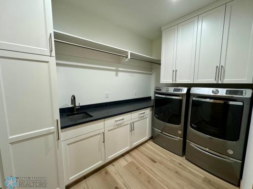 5167 Mira Way W, West Fargo, ND 58078