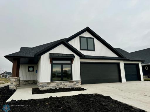 5167 Mira Way W, West Fargo, ND 58078
