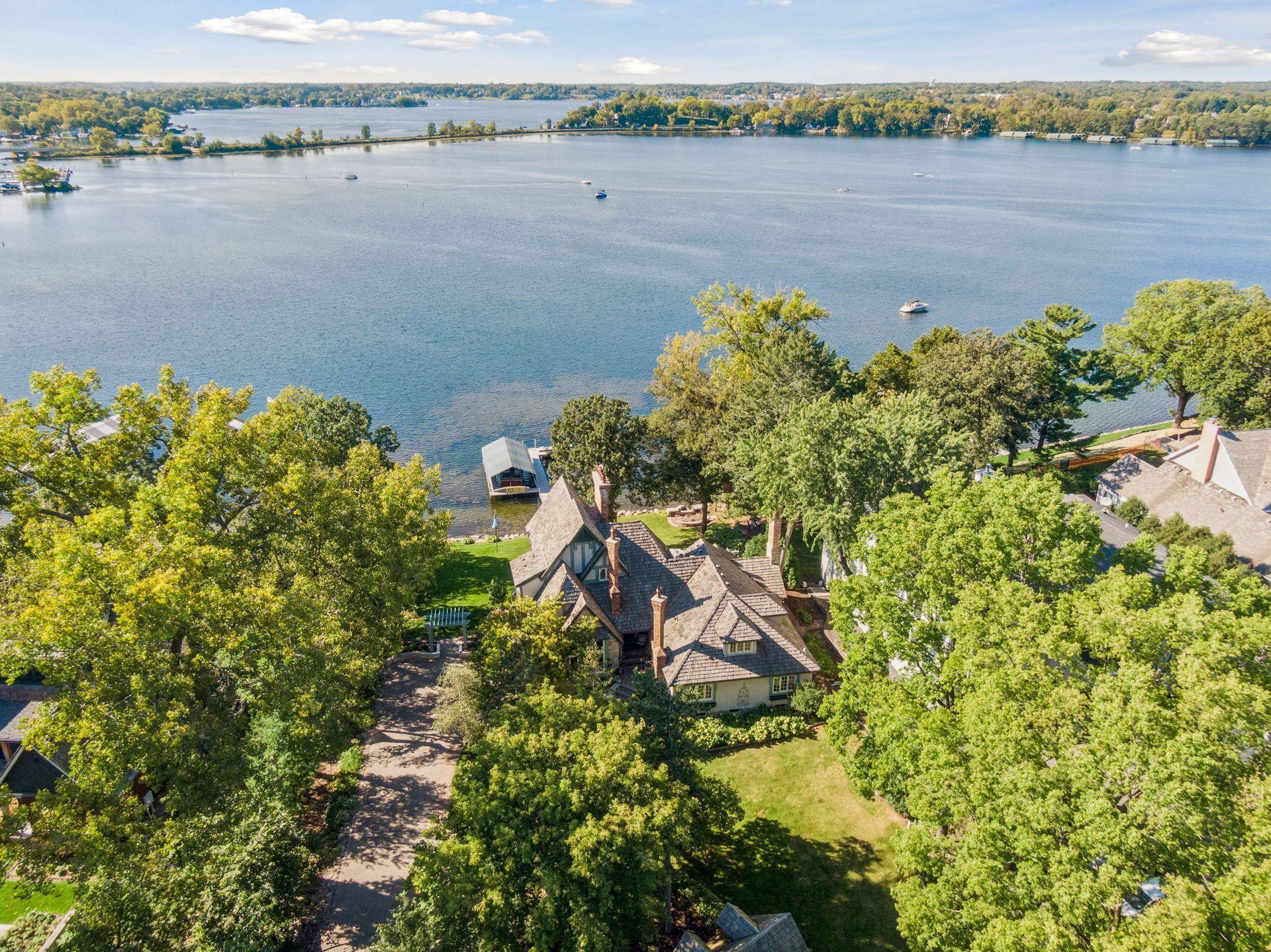 West facing lot - walkable to Wayzata