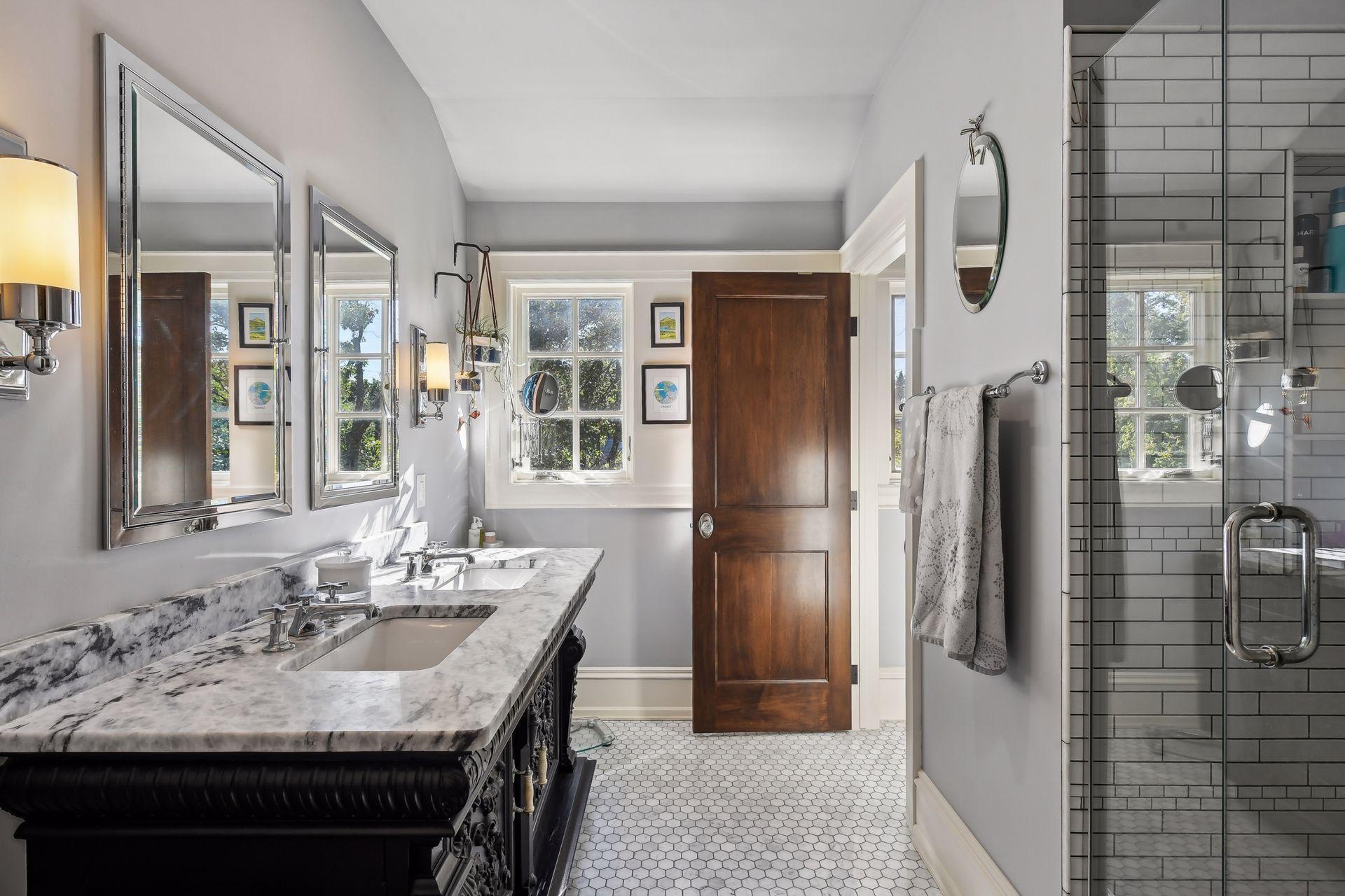 2nd floor primary bath