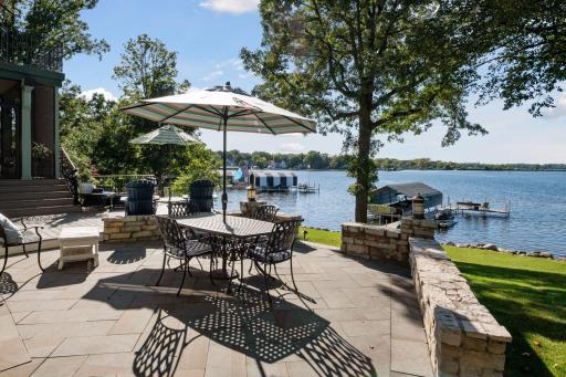 Lakeside Terrace