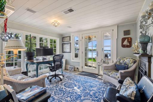 Lakeside Office