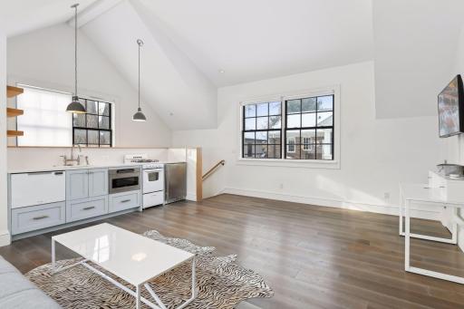1733 Knox Avenue S, Minneapolis, MN 55403