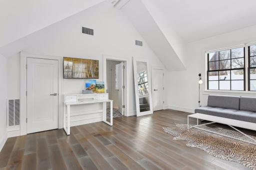 1733 Knox Avenue S, Minneapolis, MN 55403
