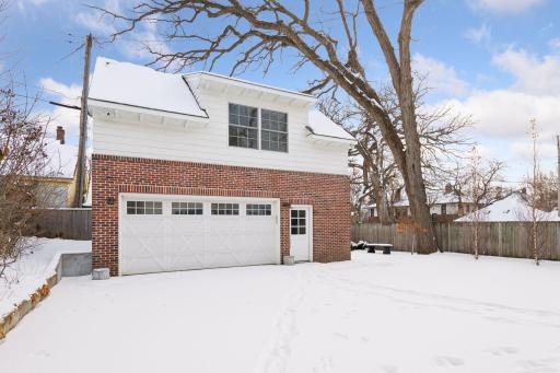1733 Knox Avenue S, Minneapolis, MN 55403