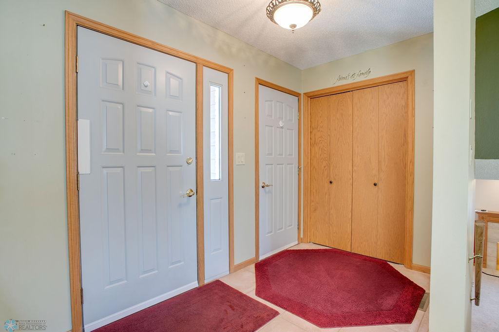 910_SOMERSET-1.jpg