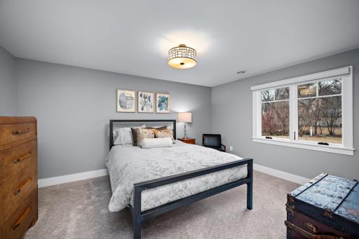6225 Creek Valley Road, Minneapolis, MN 55439