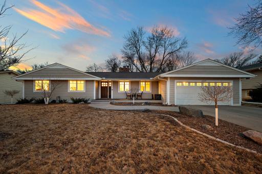 6225 Creek Valley Road, Minneapolis, MN 55439