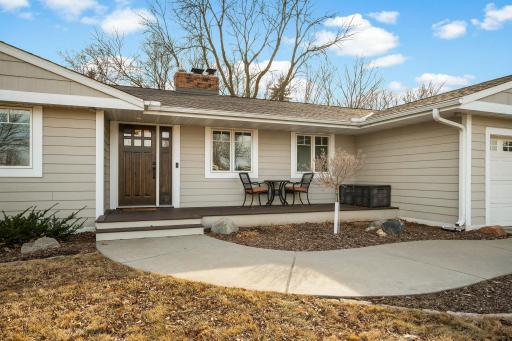 6225 Creek Valley Road, Minneapolis, MN 55439