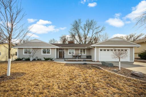 6225 Creek Valley Road, Minneapolis, MN 55439