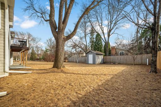 6225 Creek Valley Road, Minneapolis, MN 55439