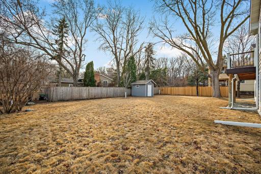 6225 Creek Valley Road, Minneapolis, MN 55439