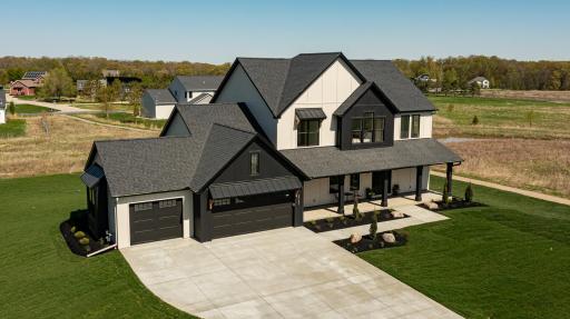 2727 Mayo Prairie Lane SW, Rochester, MN 55902