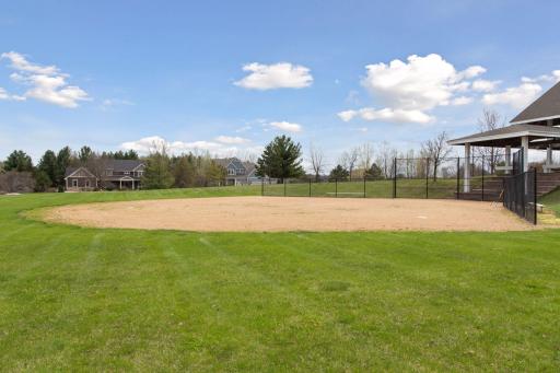 485 Summit Ridge, Hudson, WI 54016