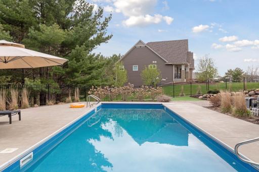 485 Summit Ridge, Hudson, WI 54016