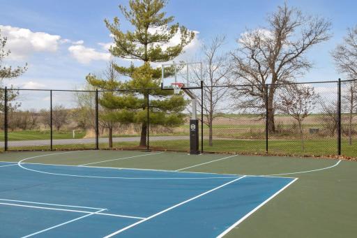 485 Summit Ridge, Hudson, WI 54016