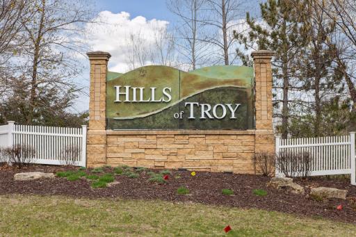 485 Summit Ridge, Hudson, WI 54016