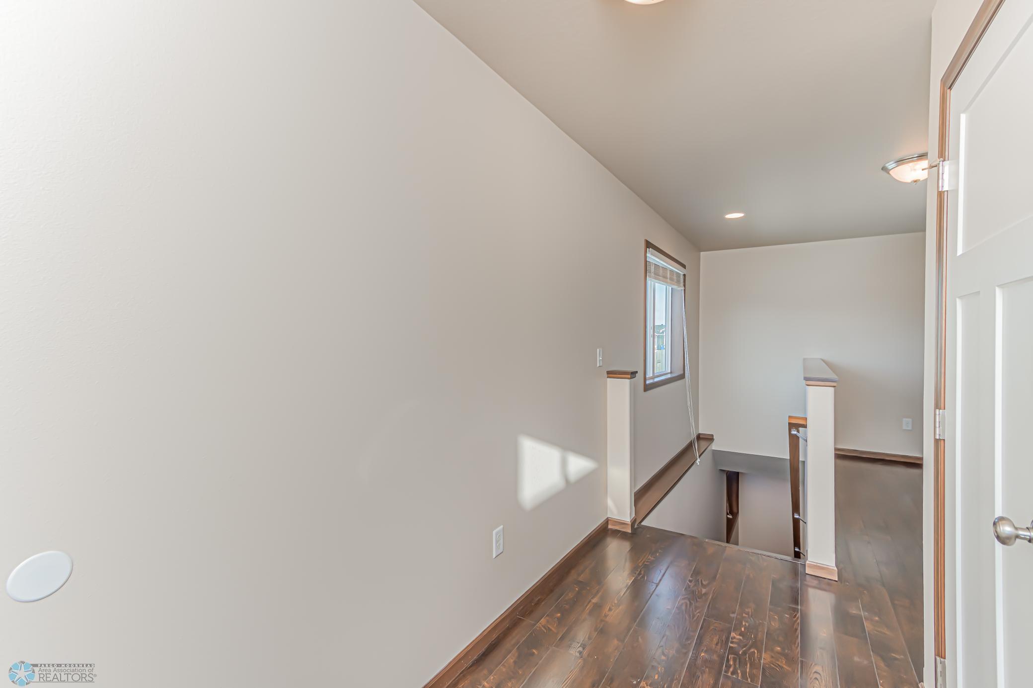 5491 38th Ave S, Fargo, ND 58104.jpg