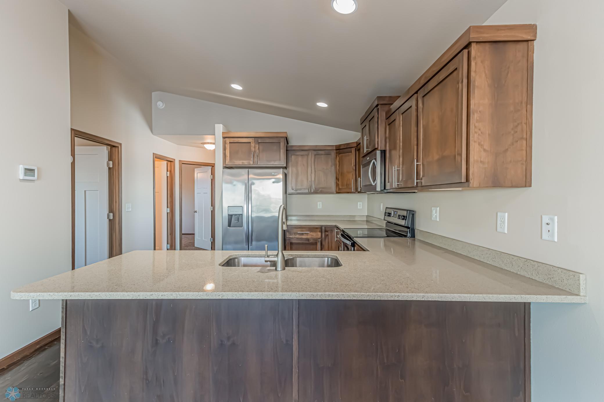 5491 38th Ave S, Fargo, ND 58104-9.jpg