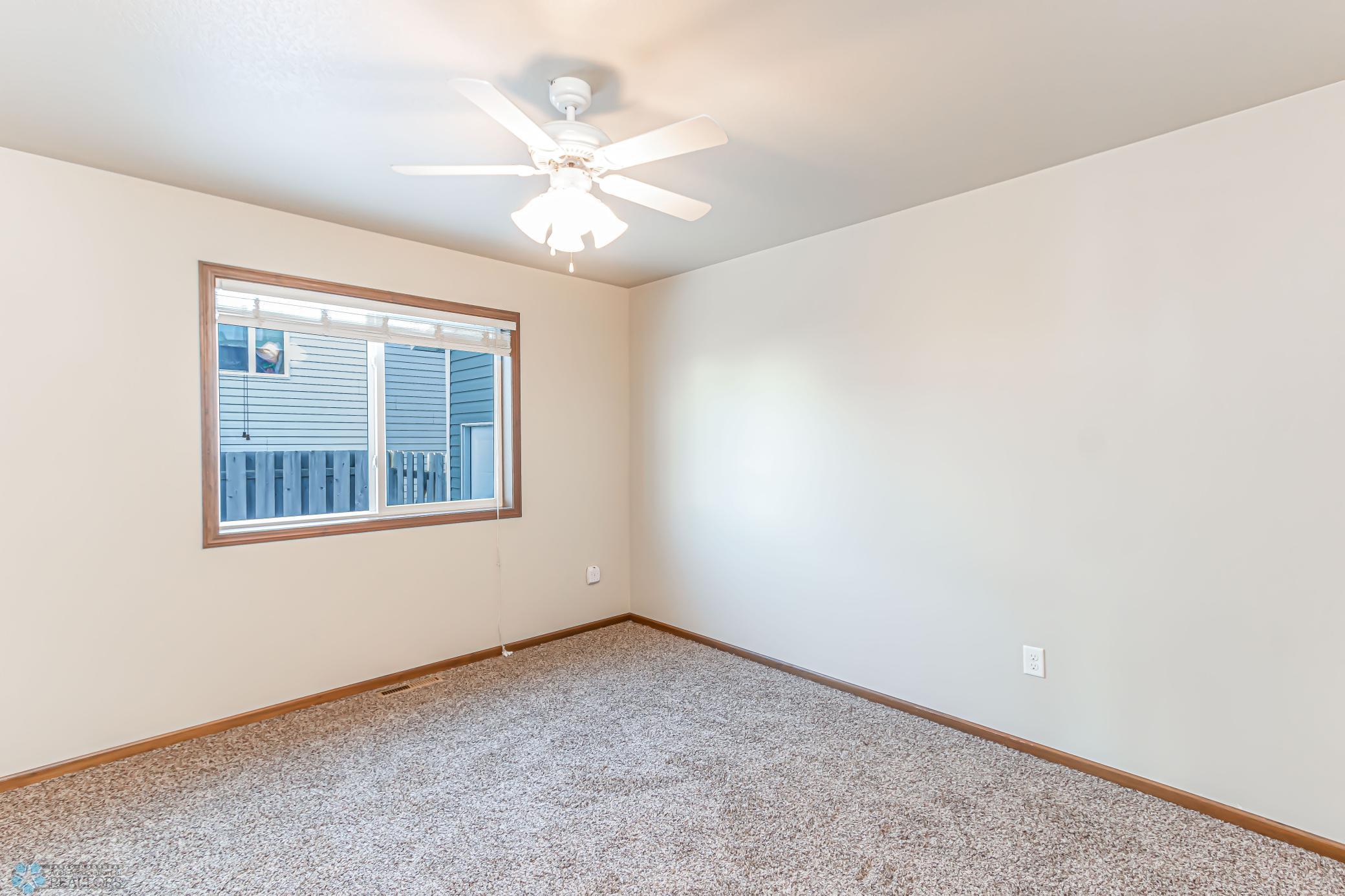 5491 38th Ave S, Fargo, ND 58104-3.jpg