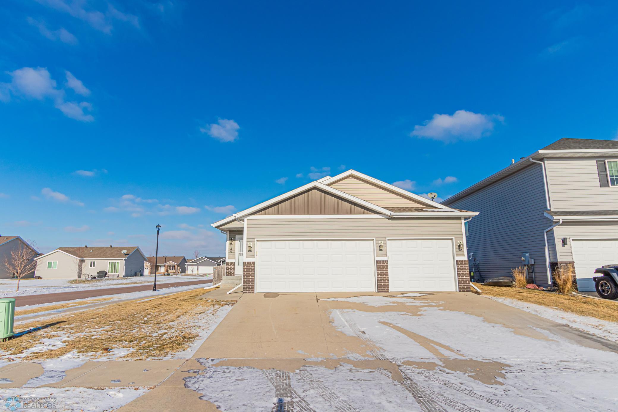 5491 38th Ave S, Fargo, ND 58104-33.jpg