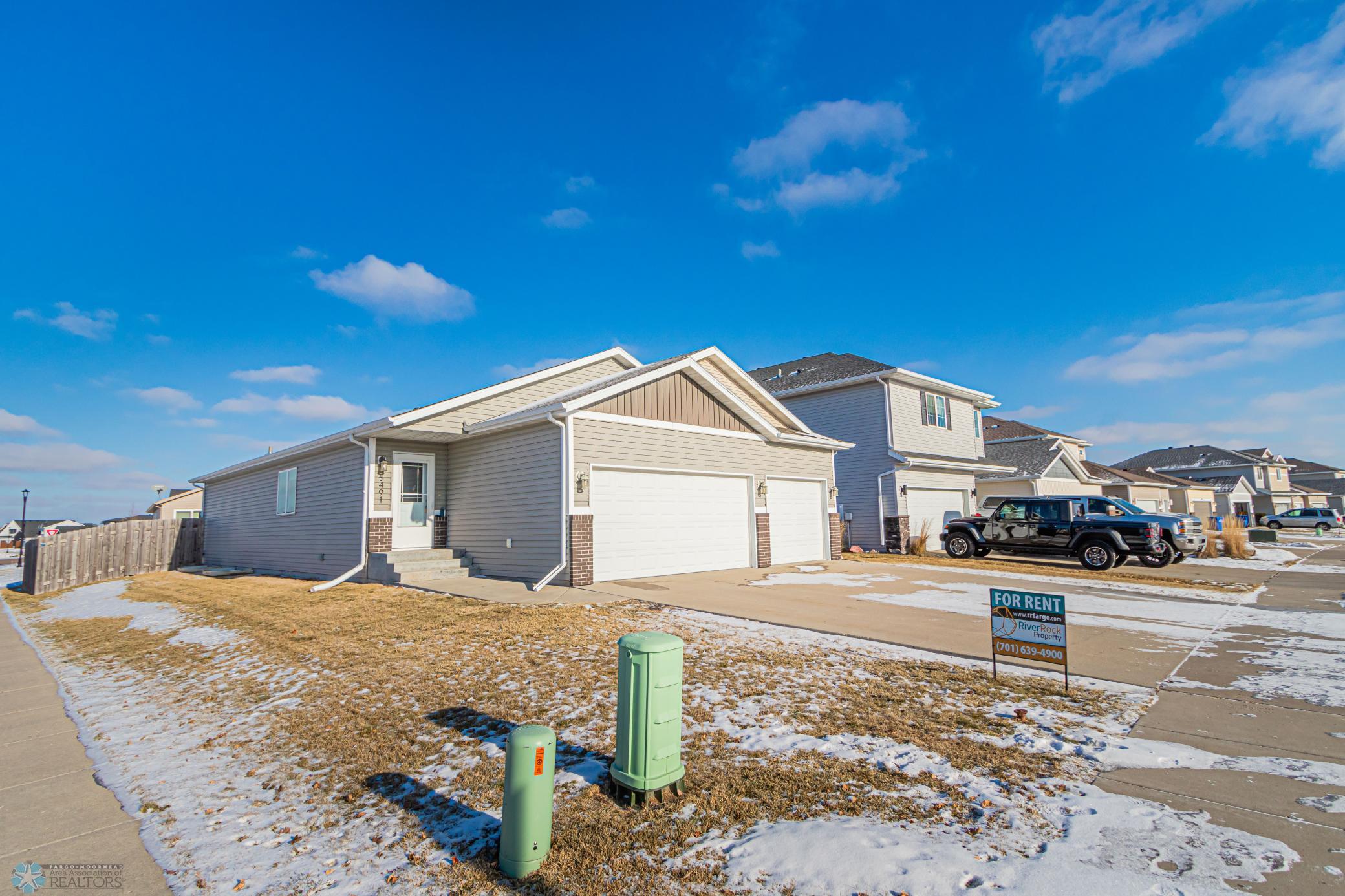 5491 38th Ave S, Fargo, ND 58104-32.jpg