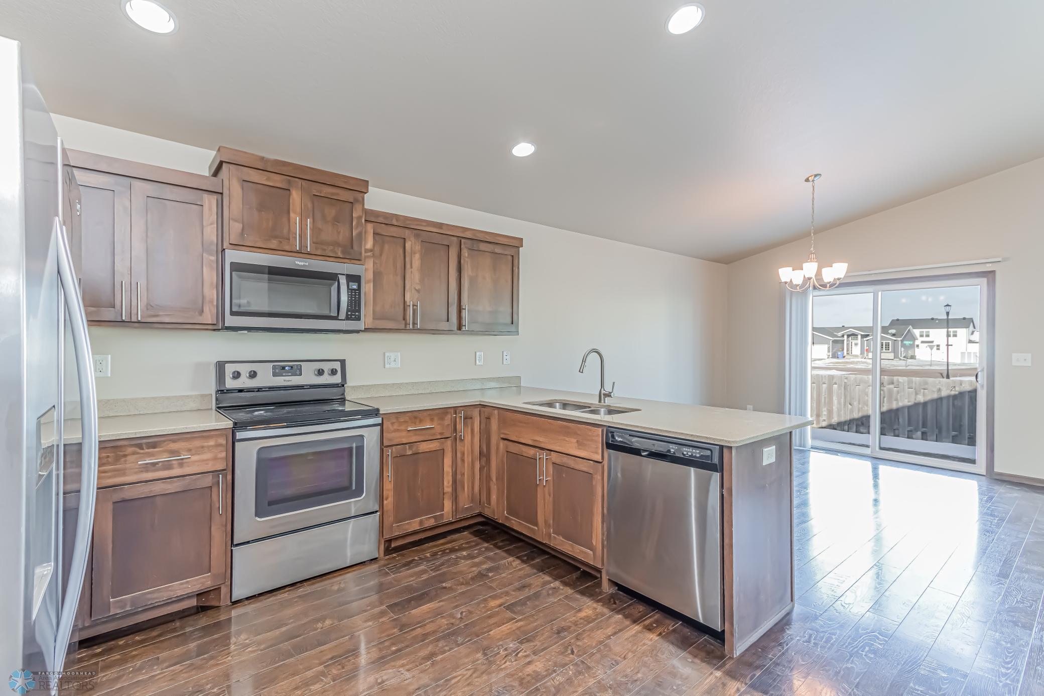 5491 38th Ave S, Fargo, ND 58104-7.jpg