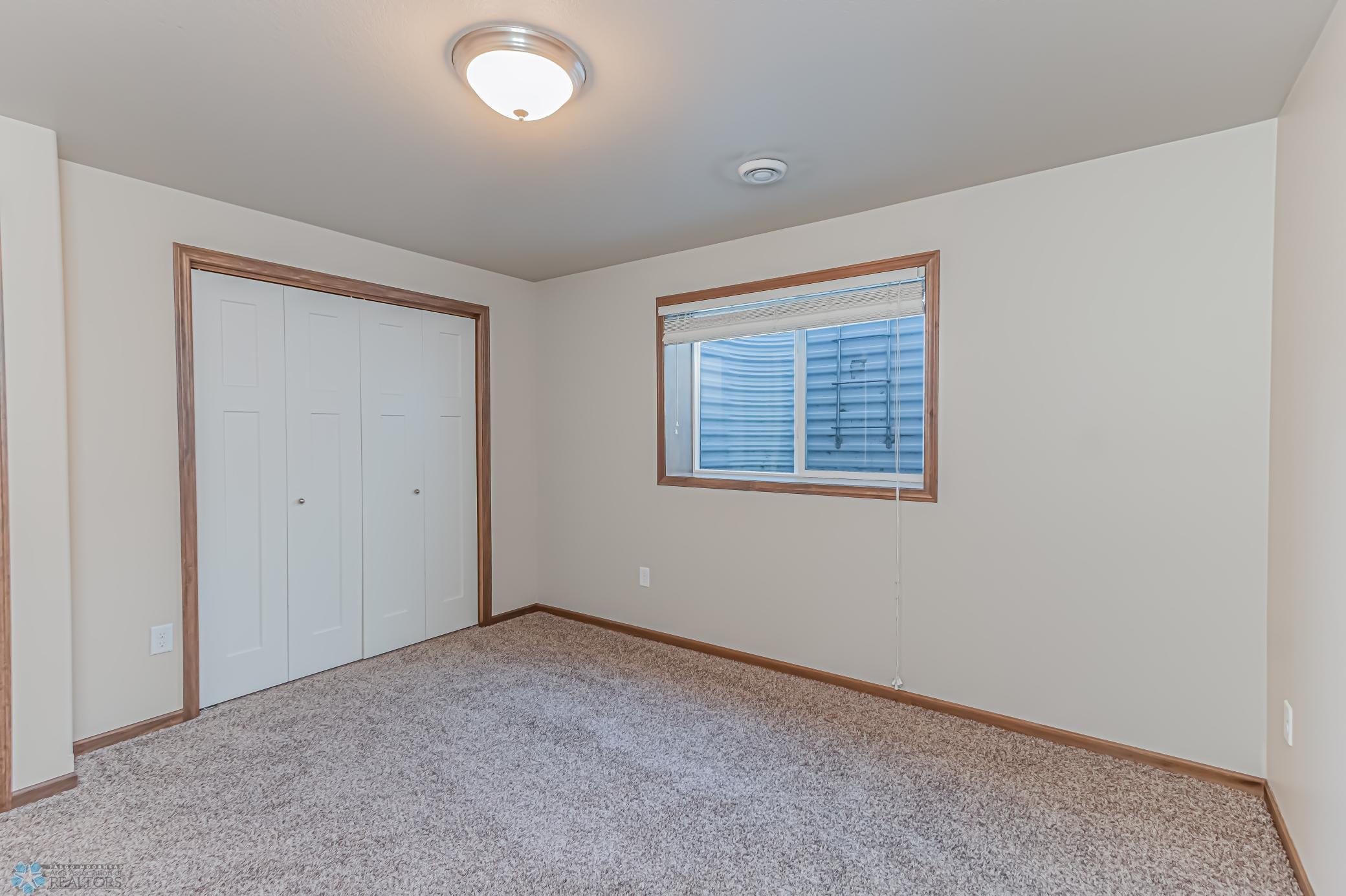 5491 38th Ave S, Fargo, ND 58104-21.jpg