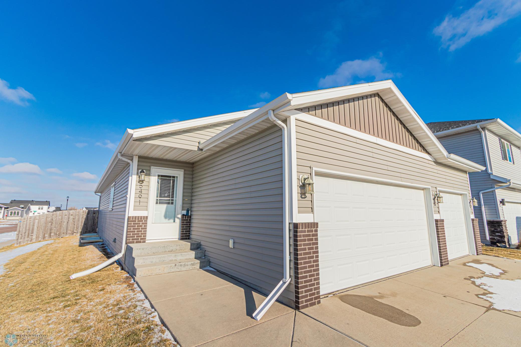 5491 38th Ave S, Fargo, ND 58104-31.jpg