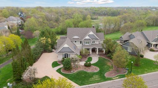 18719 Bearpath Trail, Eden Prairie, MN 55347