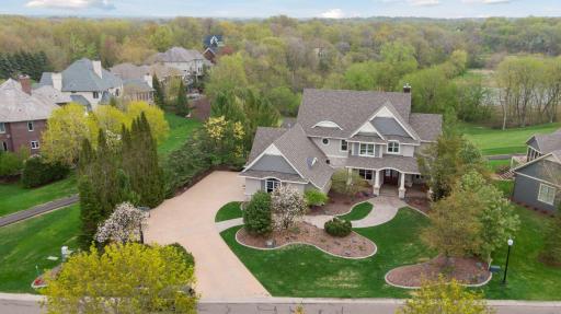 18719 Bearpath Trail, Eden Prairie, MN 55347
