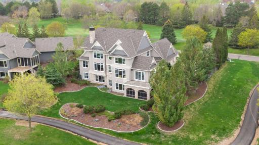 18719 Bearpath Trail, Eden Prairie, MN 55347