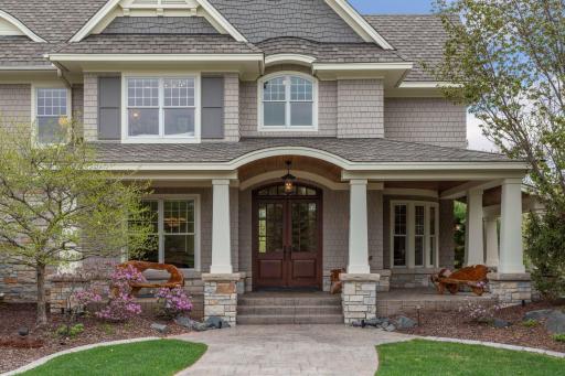 18719 Bearpath Trail, Eden Prairie, MN 55347