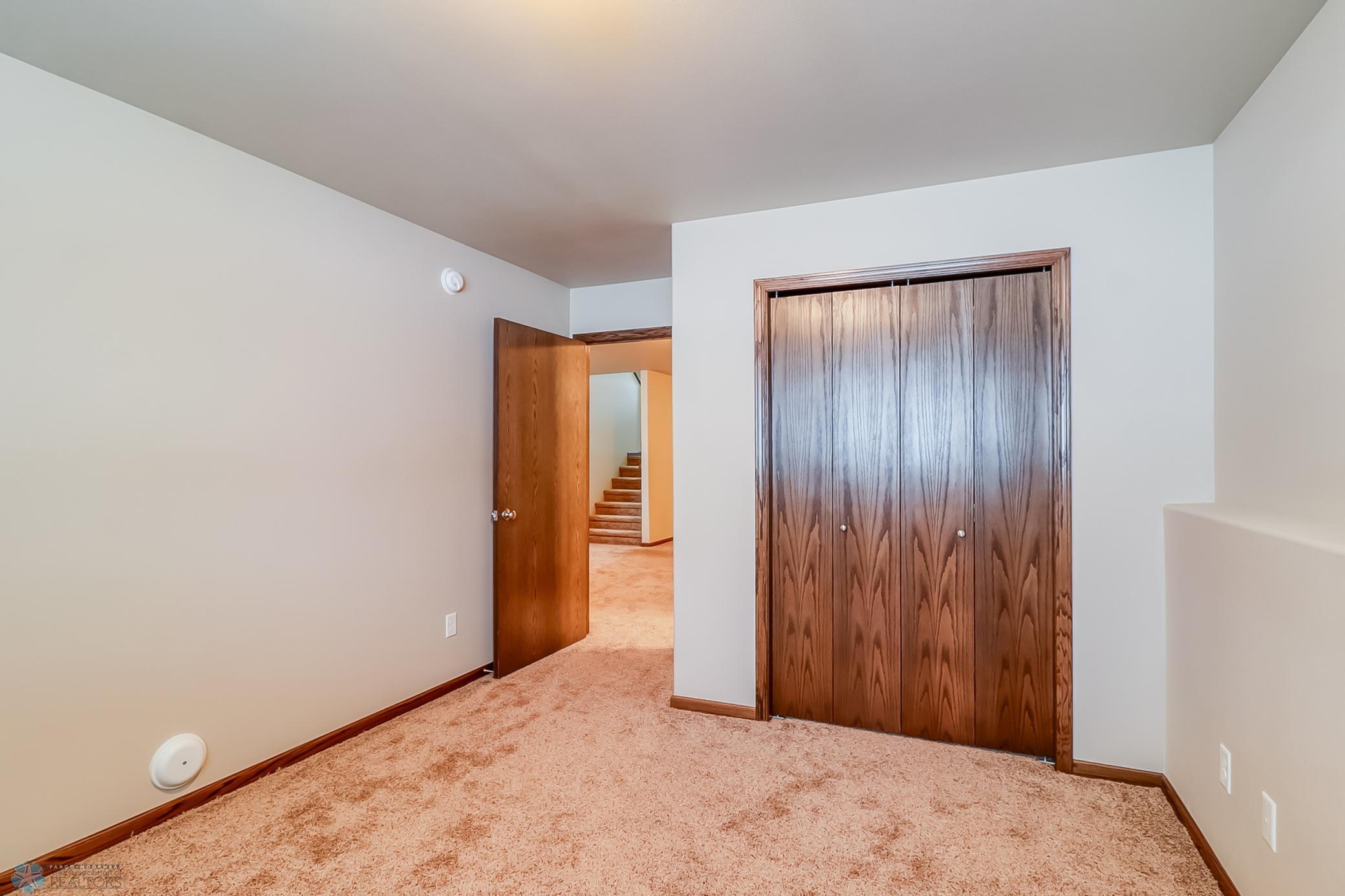 Basement Bedroom1_2.jpg